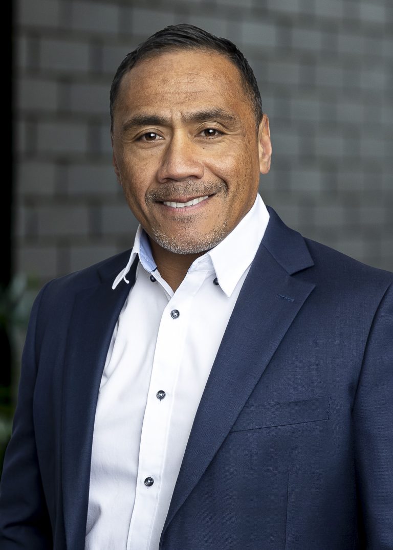 Alex Leulu